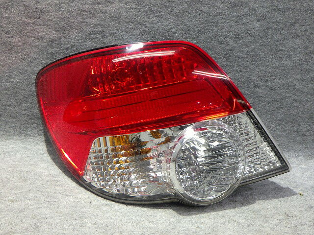 インプレッサ　左テール　GG2/3　VC02-009　スバル　251224221