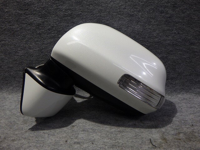 【中古】ブーン　左ドアミラー　M512　カラー064　10P　251225221中古 車 パーツ 中古パーツ 中古部品 カスタム 即発送