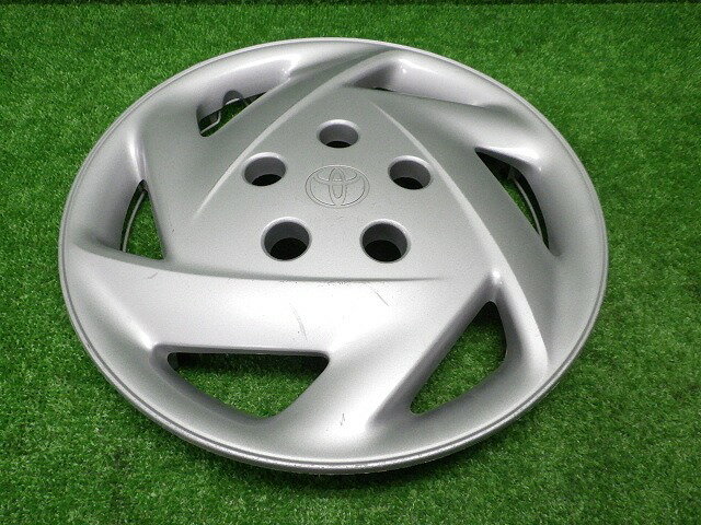 【中古】トヨタ　AT211　カルディナ　42621-44011　純正ホイールキャップ　1枚　14インチ　230111040中古 車 パーツ 中古パーツ 中古部品 カスタム 即発送