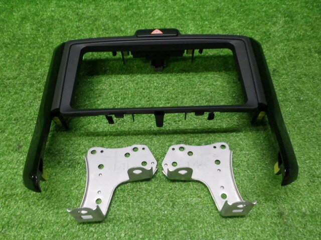 【中古】トヨタ　160系　カローラ　アクシオ　オーディオパネル　ステー付　230905001中古 車 パーツ ..