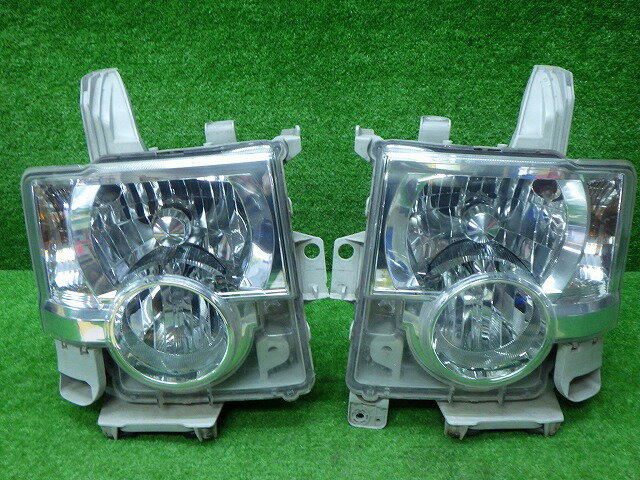 【中古】ダイハツ L575S L585S コンテカスタム ヘッドライト左右 HID 100-51966 240309026中古 車 パーツ 中古パーツ 中古部品 カスタム 即発送