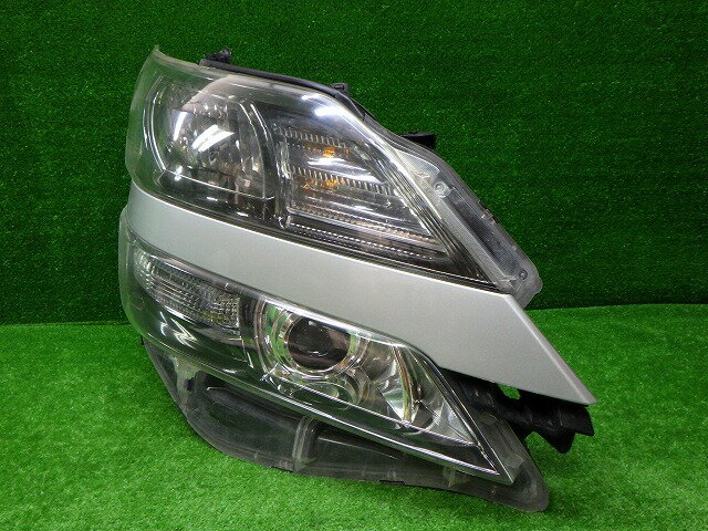 【中古】トヨタ ANH GGH20/25 ヴェルファイア 前期 右ヘッドライト HID 58-23 5 バラスト・AFS付 250213032A中古 車 パーツ 中古パーツ 中古部品 カスタム 即発送