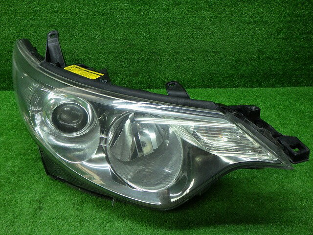 【中古】トヨタ 50系 エスティマ 前期 右ヘッドライト HID 28-192 70 240301032中古 車 パーツ 中古パーツ 中古部品 カスタム 即発送