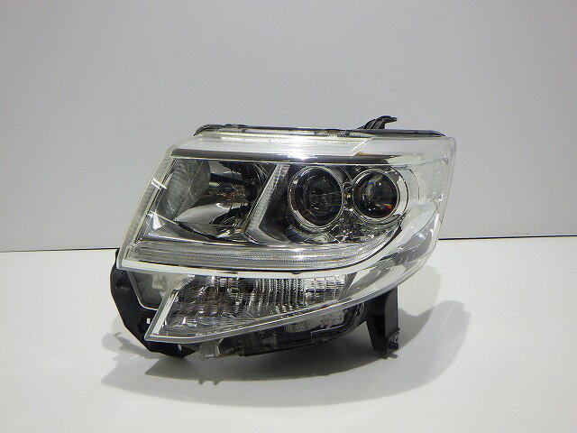 【中古】タントカスタム 左ヘッドライト LED LA600S LA610S 100-51392 11 81185-B2030 コーティング 260415032中古 車 パーツ 中古パーツ 中古部品 カスタム 即発送