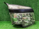 【中古】トヨタ ZRR70/75 ヴォクシー 前期 右ヘッドライト HID 28-203 V9 レベ付き バラスト付き 250514233中古 車 パーツ 中古...