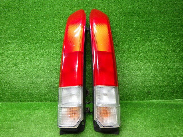 【中古】ホンダ HM1/2 バモス 前期 テールレンズ左右 220-22338 241106034中古 車 パーツ 中古パーツ 中古部品 カスタム 即発送