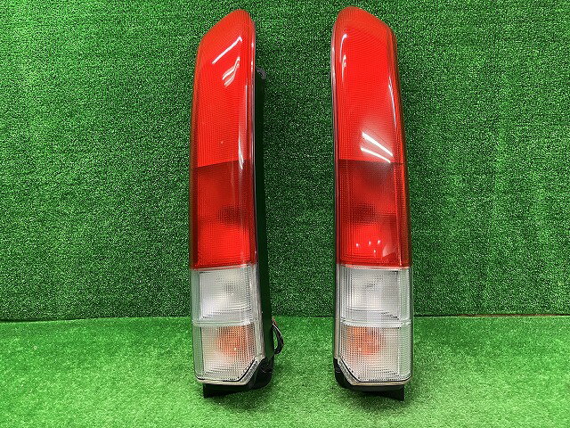 【中古】ホンダ HM1/2 バモス 前期 テールレンズ左右 220-22338 250510236中古 車 パーツ 中古パーツ 中古部品 カスタム 即発送