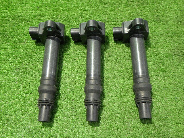 【中古】ミラ　オプティ　イグニッションコイル　3本　L250/260　L800/810S　19070-97205　ダイハツ　251021238中古 車 パーツ 中古パーツ 中古部品 カスタム 即発送