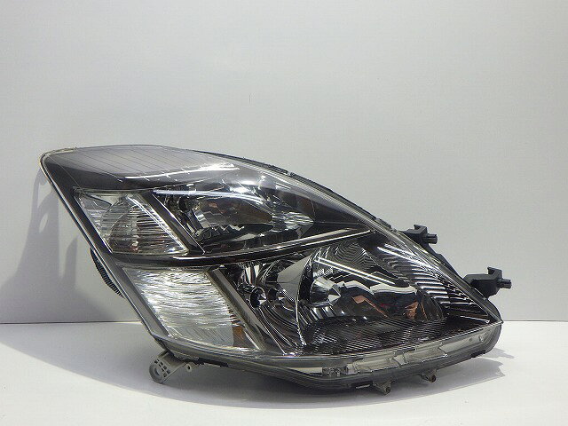Rakuten - 【中古】アイシス 右ヘッドライト HID ANM10/15 前期 44-61 Y 81150-44310 コーティング 260424239中古 車 パーツ 中古パーツ 中古部品 カスタム 即発送