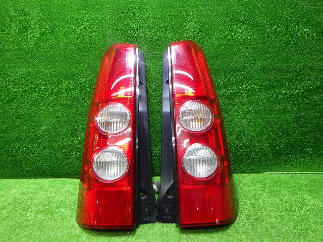 【中古】AZワゴン　テール　左右　MJ21S/22S　P4193　マツダ　251004051中古 車 パーツ 中古パーツ 中古部品 カスタム 即発送