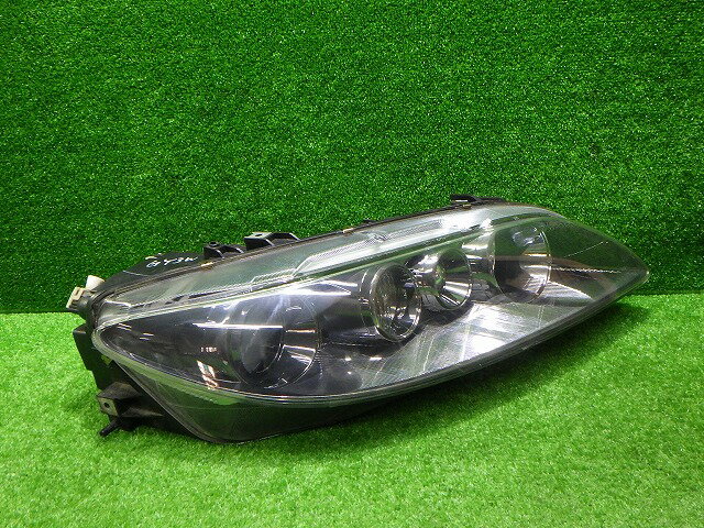 【中古】アテンザ 右ヘッドライト HID GY GG F014002483 バラスト付 マツダ 比較的綺麗 251010054中古 車 パーツ 中古パーツ 中古部品 カスタム 即発送