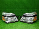 【中古】トヨタ AZR60/65 ヴォクシー 後期 ヘッドライト 左右 HID 28-183 V1 バラスト付き 250401065中古 車 パーツ 中古パーツ...