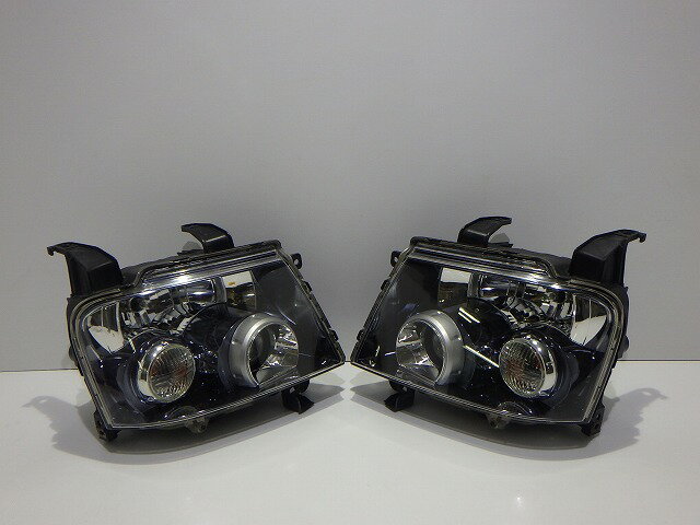 【中古】EKスポーツ ヘッドライト左右 HID H81W P3247 D バラスト付 コーティング 綺麗 251031075中古 車 パーツ 中古パーツ 中古部品 カスタム 即発送