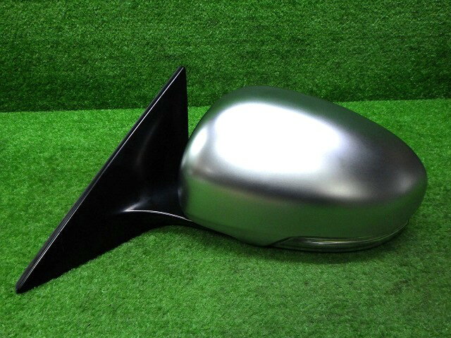 【中古】トヨタ　130系　マークX　左ドアミラー　カラー202　9P　240430083中古 車 パーツ 中古パーツ 中古部品 カスタム 即発送