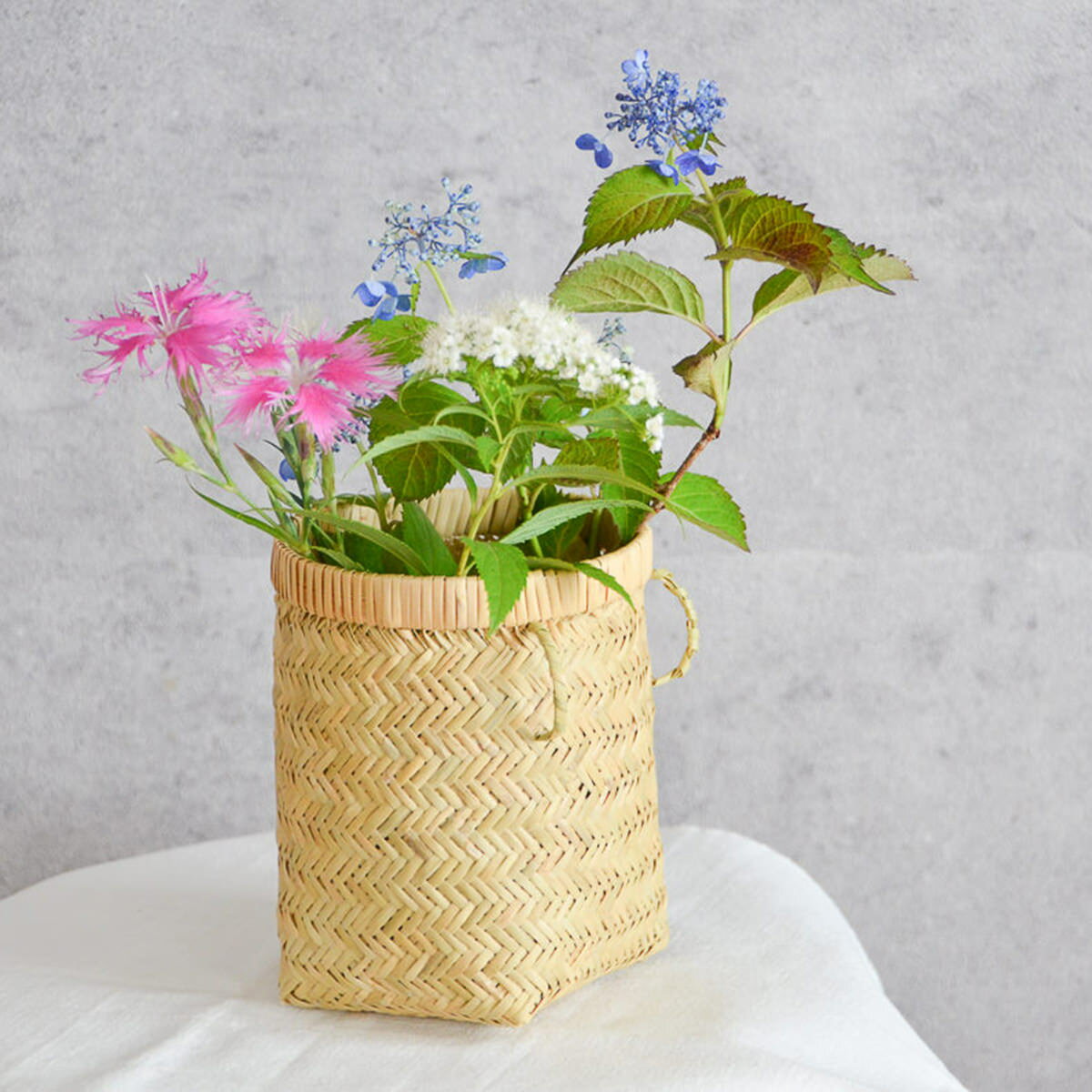 ミニつぼけ すず竹 あじろ編み ミニかご 耳付き 手仕事 天然素材 岩手県 日本製 小物入れ 花器