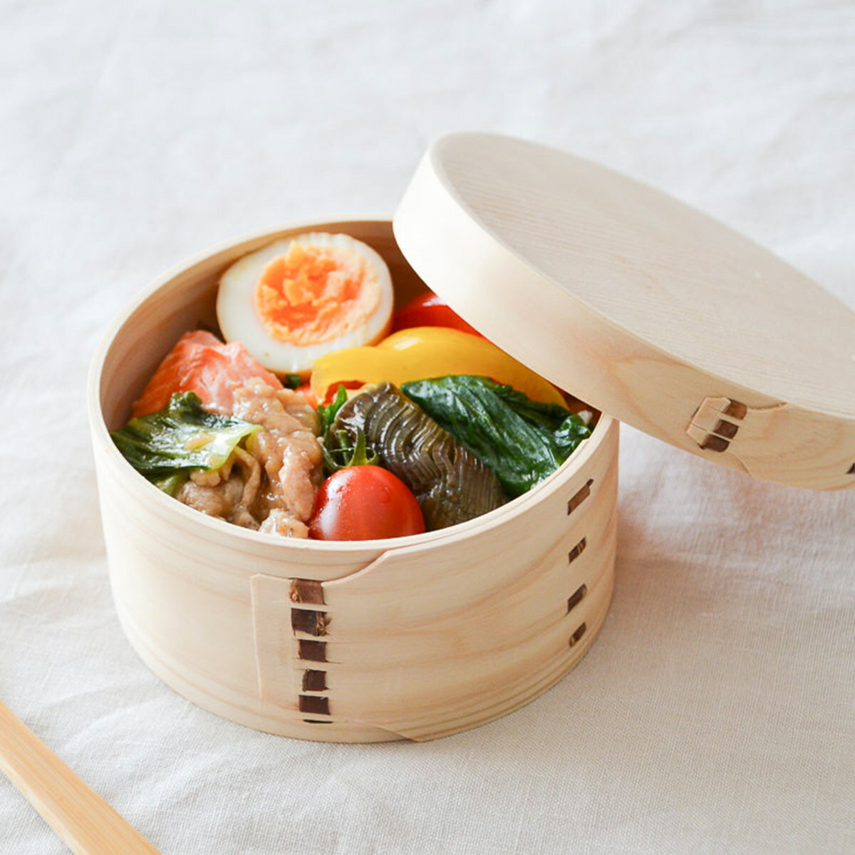 弁当箱 木曽ひのき×さわら 丸型 桜皮留め 天然木 手作り 日本製 岐阜県 曲げ物 木製ランチボックス