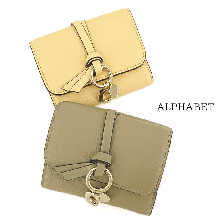 クロエ Chloe レディース 3つ折り財布 ALPHABET CHC21WP945F57 POTTERY GREEN グリーン 38I SOFTY YELLOW イエロー 752 アルファベット フラップウォレット かぶせ 折り財布 ミニ財布 サイフ 小物 プレゼント 誕生日 クリスマス 母の日 【2024春夏新作】