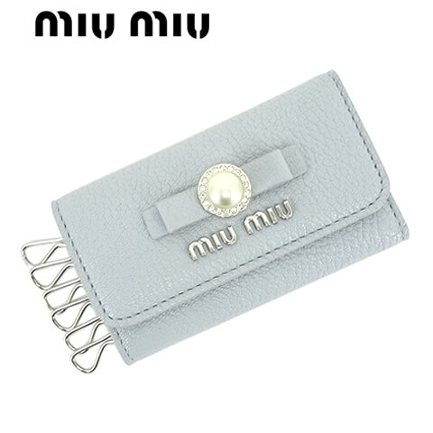 【2022春夏新作】 ミュウミュウ/MIU MIU レディース キーケース 5PG222 2F3R (FIORDALISO/F0591) miumiu/MADRAS PEARL/マドラス パール/リボン/ボウ/6連/小物/プレゼント/誕生日/パーティー/クリスマス/SL