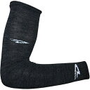 ディフィート Armcover D-Logo Charcoal Wool