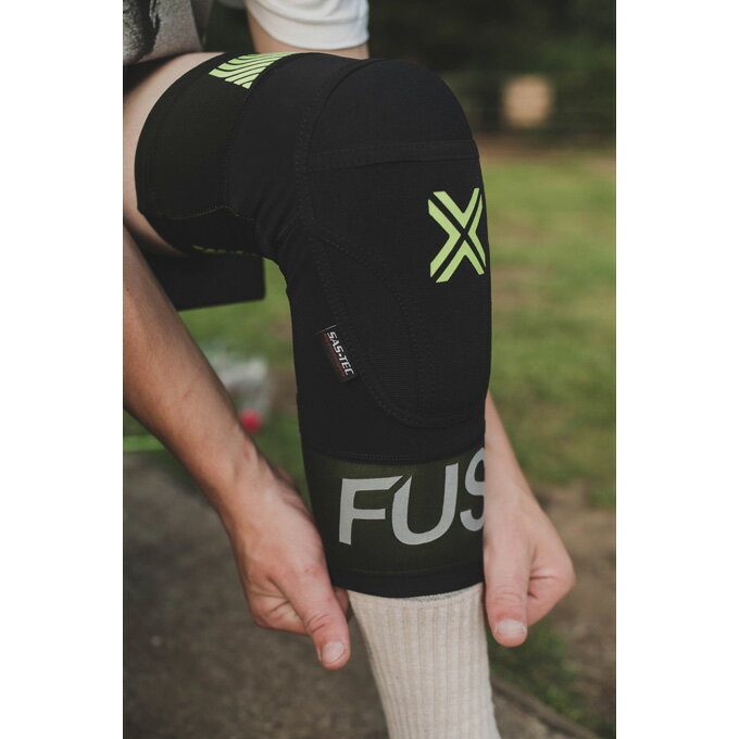 FUSE ���ᥬ �ˡ��ѥå� �֥�å�/�ͥ��󥤥�����