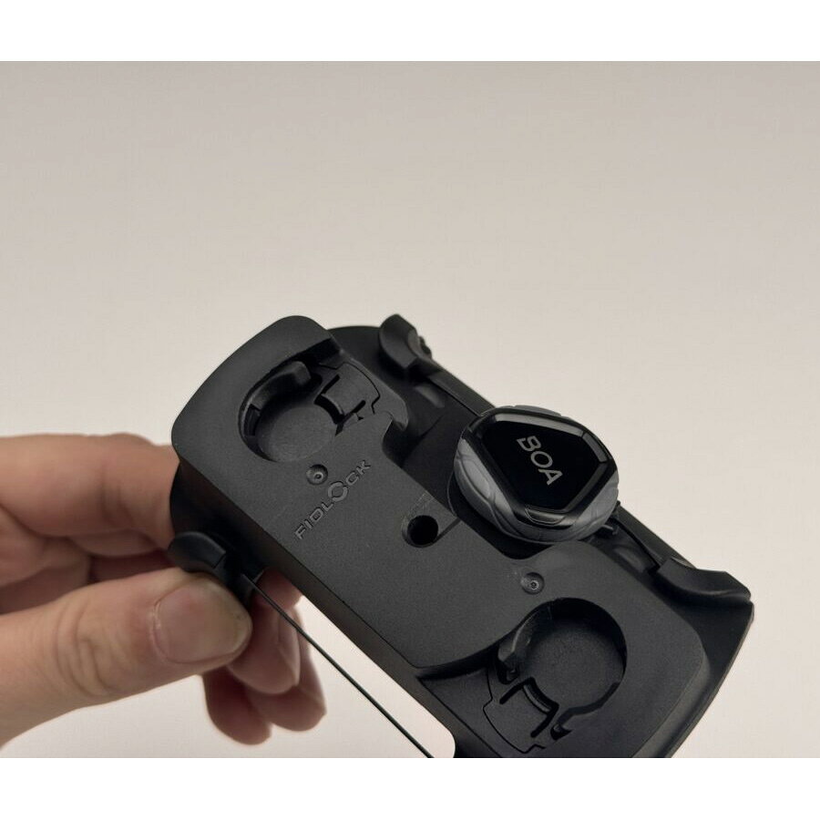 Fidlock ツイスト ユニ コネクター + ユニ ベース（ベルト固定）
