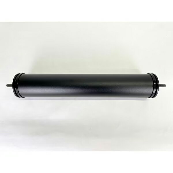 Φ80×W415mm ドラム サンドブラック／黒キャップ（Moz/R700/R730/R730-R兼用）LiveRoll R730Rに採用される小径80mmローラーサンドブラック仕上げのドラムとアルミキャップ仕様タイヤ摩耗と走行音を軽減する設計Moz-Roller、R700、R730、R730-Rに対応【仕様】直径：80mm幅：415mm対応機種：R730／R730R／Moz-Roller／R700カラー：サンドブラック／黒キャップ商品のカラー・サイズについて商品のカラーはディスプレイの種類等により、実物と異なって見える場合がございます。掲載商品の仕様、ロゴ等のデザインは改良のため、変更される場合がございます。また、メーカーが発表していない寸法や個人的なフィット感についてはお答えいたしかねます。あらかじめご了承ください。沖縄県への送料について 沖縄県への発送に送料無料は適用されません。購入金額に関わらず1,650円（税込）が通常送料に別途加算されます。
