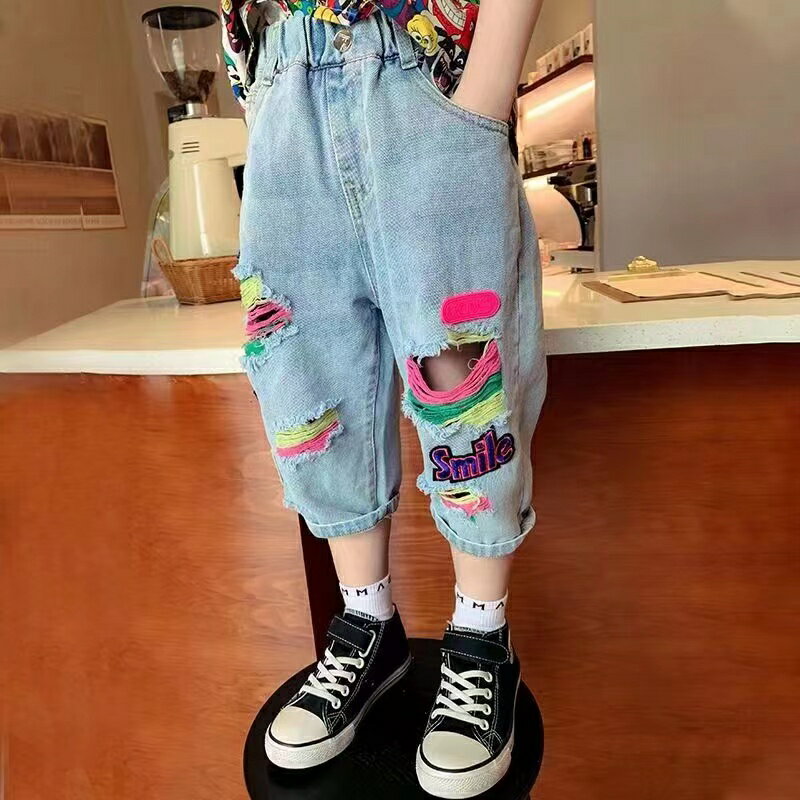 乐天商城 - 子供服 キッズ ダメージデニム ダメージジーンズ ダメージパンツ キッズデニム 夏服 七分丈パンツ 子供デニムパンツ デニムパンツ ダメージ加工 男の子 夏 ゆったり 可愛い ジュニア 七分丈 薄手 カラフル ポップ おしゃれ かっこいい 100 110 120 130 140 150 160 KTFA022