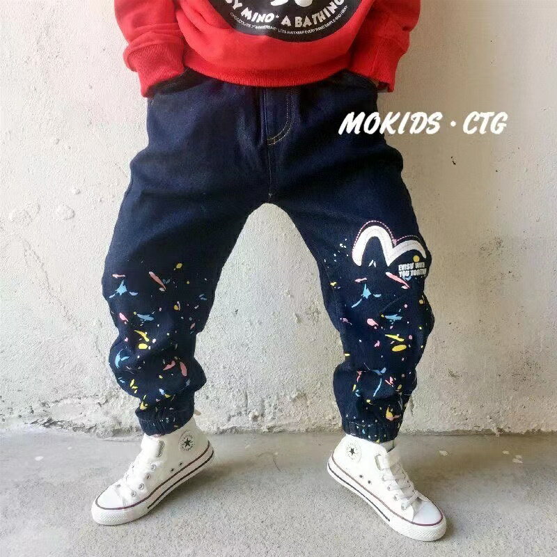 乐天商城 - キッズ 子供服 デニムパンツ カジュアル パンツ 男の子 春秋 秋 ゆったり 可愛い プリント 薄手 KTFB004