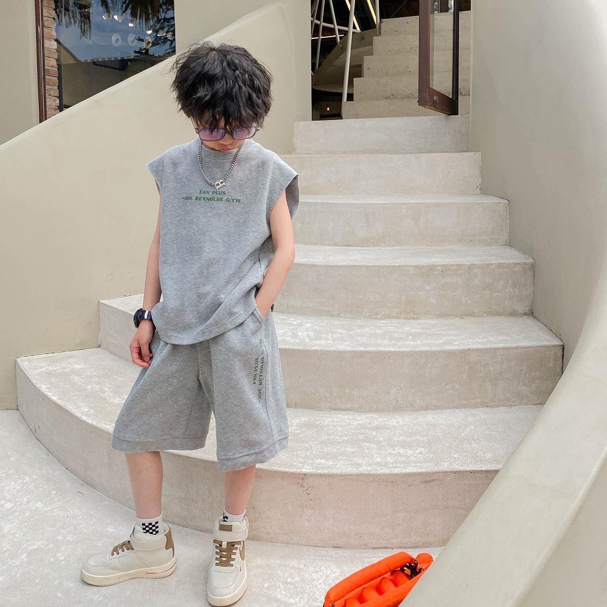 Rakuten - キッズ 子供服 トップス+ショートパンツ 2点セット 男の子 春夏 夏 ゆったり 可愛い ジュニア 丸首 ノースリーブ 薄手110 120 130 140 150 160 170 KSFA066