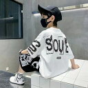 キッズ 子供服 セットアップ 上下セット トップス+ショートパンツ 2点セット ダンスパンツ ダンスレッスン着 ダンス練習着 子ども服 こども服 ストリート系 カジュアル 男の子 春夏 ゆったり かっこいい ジュニア ダボダボ 半袖 英文字 110 120 130 140 150 160 170 KSFB008