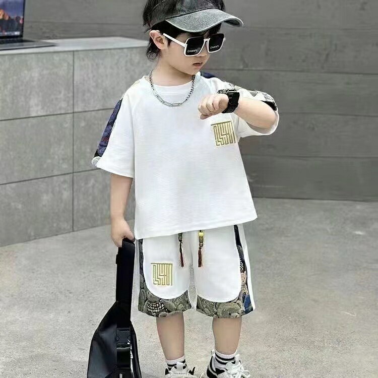 乐天商城 - キッズ 子供服 セットアップ 上下セット Tシャツ+パンツ 2点セット 夏 子供服 男の子 tシャツ 半袖 薄手 ジュニア 中華風 ハーフパンツ おしゃれ 可愛い トップス ボトムス 半ズボン スポーツ 入学 入園 誕生日 プレゼント 幼稚園 小学生 お出かけKSFC073(3色100-160)