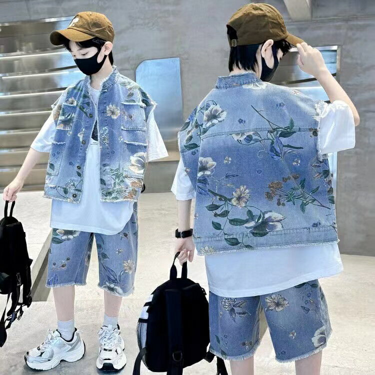 乐天商城 - キッズ 子供服 セットアップ 上下セット ベスト+ショートパンツ 2点セット デニムセット 夏 花柄 総柄 子ども 夏セットアップ 男の子 デニムショートパンツ ジュニア ゆったり 可愛い こども 子ども 半袖 薄手 かわいい 大人っぽい おしゃれ KSFC087(120-160)