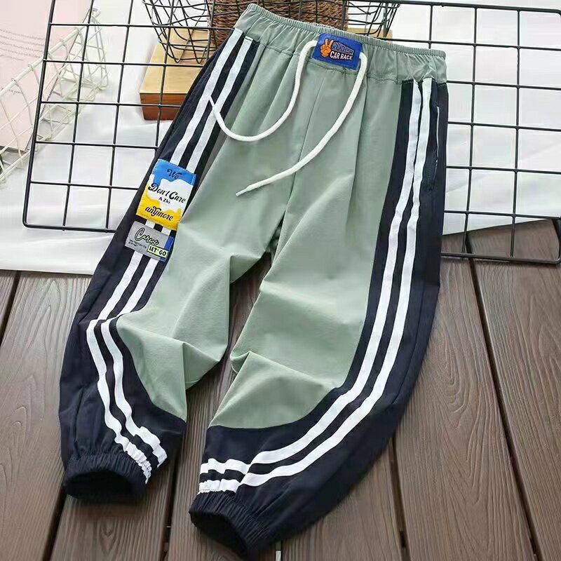 ロングパンツ 薄手 冷感 キッズ服 子供服 ワイドパンツ ウエストゴム 虫除け ダンスパンツ 男の子 春 夏 秋 クール イージーパンツ ガウチョパンツ 長ズボン 接触冷感 涼しい ひんやり 蚊防ぐ UVカット 夏物 通気性 パンツ お洒落 ボトムス 部屋着 KTFC033(2色120-170)