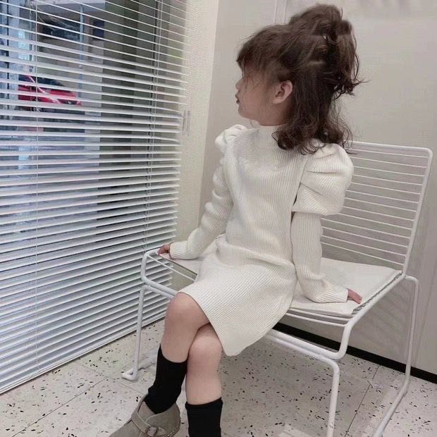 キッズ 子供服 ニット ワンピース ニットワンピ 女の子 秋冬 ゆったり 可愛い シンプル 無地 ジュニア ロング タイトネック 丸首 長袖 ..