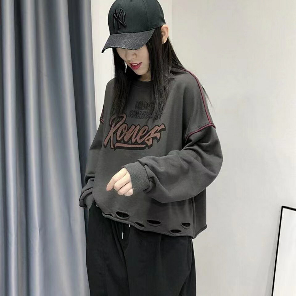 乐天商城 - トレーナー レディース ダメージ加工 ショット レディース秋物 春秋 秋服 春服 長袖 プリント 薄手 トップス ゆったり 可愛い カジュアル 丸首 10代 20代 SLUB168(4色M-2XL)