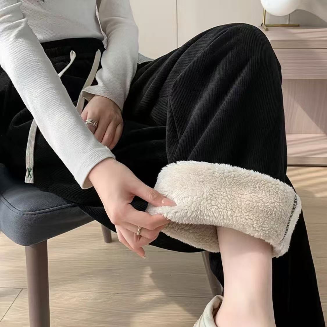 乐天商城 - ワイドパンツ 裏起毛 レディース コーデュロイパンツ 大きいサイズ 厚手 秋冬 ウエストゴム ゆったり 通勤 カジュアル パンツ ボトムス 可愛い 防寒 暖かい ハイウエスト 厚手 無地 SLTC087(3色L-6XL)