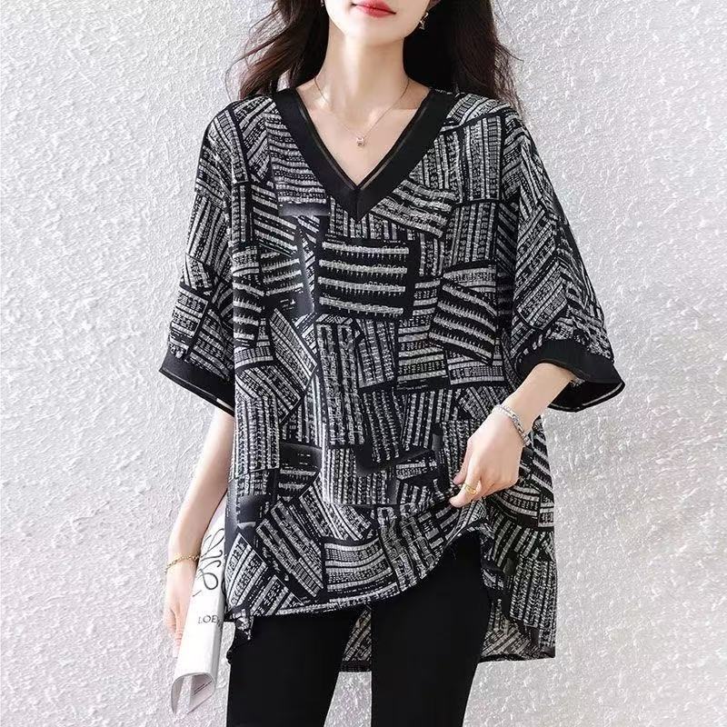 Rakuten - 半袖tシャツ レディース トップス 半袖 tシャツ 大きいサイズ シフォン カットソー 薄手 Vネック 総柄 カジュアル ゆるカットソー おしゃれ 可愛い かわいい 夏 おしゃれtシャツ 可愛いtシャツ LUGA086(XL-5XL)