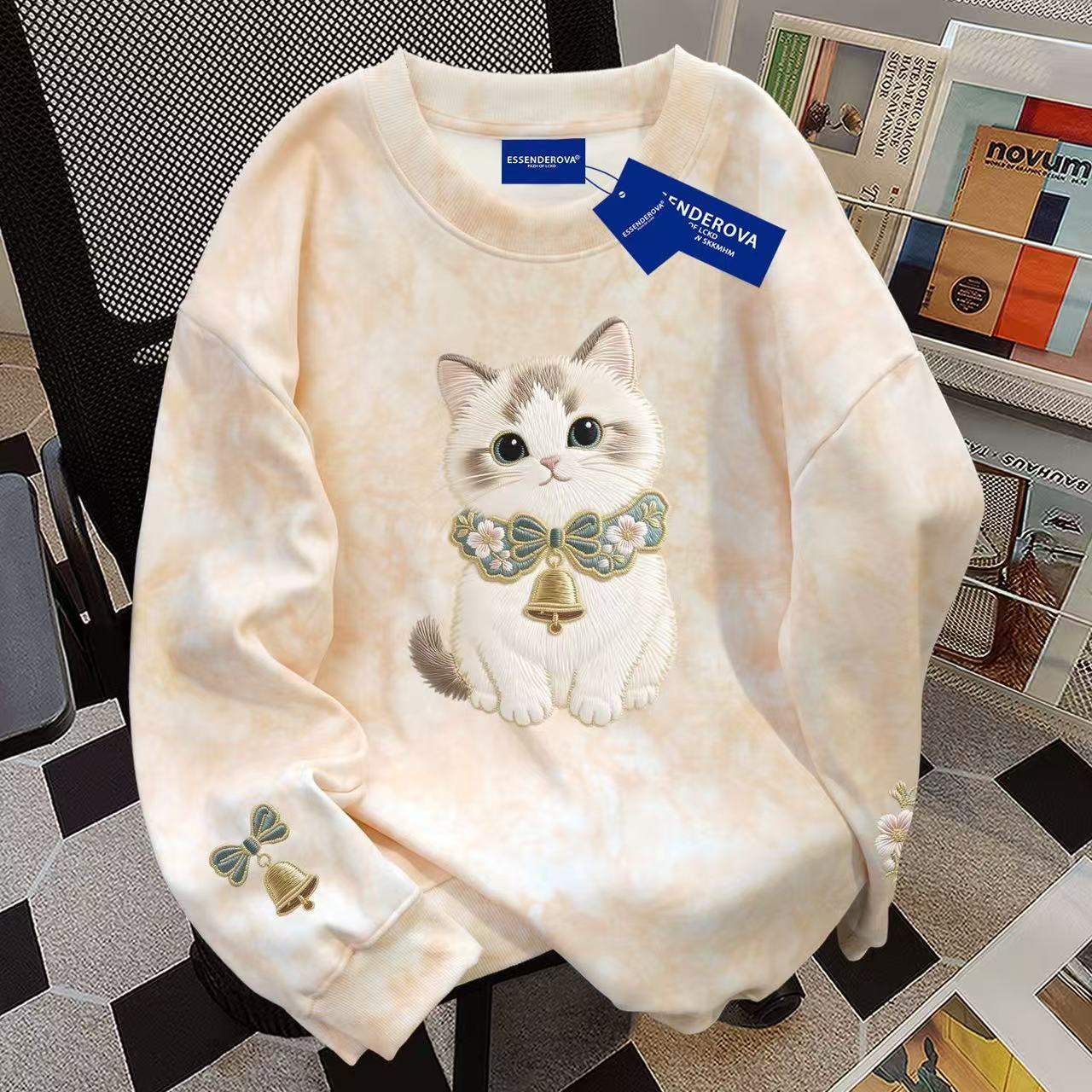 乐天商城 - トレーナー レディーストップス 猫柄 かわいい レディース洋服 普段着 丸首 可愛いトレーナー レディーストレーナー 丸首トレーナー 秋 秋服 レディーストレーナーかわいい ゆったり 体型カバー カジュアル 猫 猫好き　裏起毛あり 裏起毛なし 選択可 SLUD098(3色M-3XL)