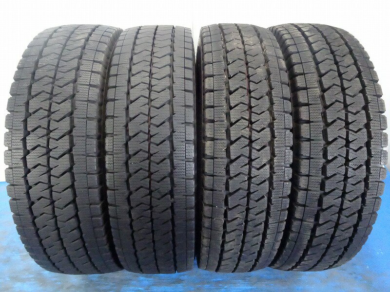 【中古】◆ブリヂストン BLIZZAK VL10◆ 195/80R15 107/105L LT 8.5-9分山 2022年製 4本 スタッドレス 【福島発 送料無料】 BRIDGESTONE ブリザック 15インチ 中古タイヤ FUKR-A0109