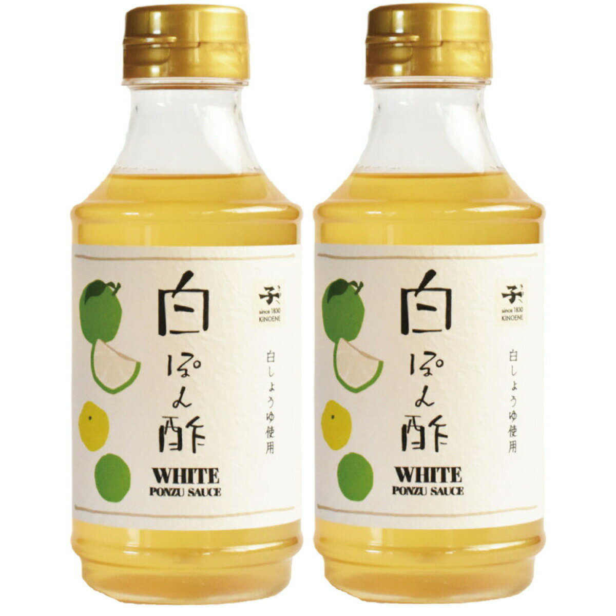 商品情報内容量300ml×2本セット原材料みりん(国内製造)、果糖ぶどう糖液糖、砂糖、醸造酢、還元水あめ、しょうゆ(大豆・小麦を含む)、食塩、かぼす果汁、ゆず果汁、すだち果汁、かつおエキス、昆布エキス／調味料(アミノ酸)栄養成分表示(100g当たり)熱量 139kcalたんぱく質0.4g脂質 0.2g炭水化物 33.7g食塩相当量 6.5g賞味期限製造より1年原産国日本 MADE IN JAPANメーカーキノエネ?油キノエネ醤油 白ぽん酢 300ml×2本セット キノエネ白しょうゆ 家事ヤロウ 送料無料 調味料選手権2021総合3位受賞の大人気ポン酢 テレビ朝日「家事ヤロウ」で白ぽん酢が紹介されました キノエネ白しょうゆを使用した琥珀色のフルーティーなぽん酢。白しょうゆに3種の柑橘果汁を合わせた甘みが際立つフルーティーなぽん酢です。きれいな琥珀色で食材本来の色を活かします。毎年開催されている「調味料選手権」の2021では、全国142種類の調味料の中から第3位（ポン酢の中では第1位）に選ばれた大人気商品です。かぼす・ゆず・すだちの柑橘果汁と少量の大豆と色がつきずらい小麦が主原料に使った上品な味わいの白しょうゆを合わせて作られています。フルーティーでさっぱりとした味わいでパスタやサラダ、餃子などにもよく合います。● 使用方法鍋もの、サラダ、フライ、カルパッチョ、ピクルスなど様々なお料理にお使いいただけます。 1