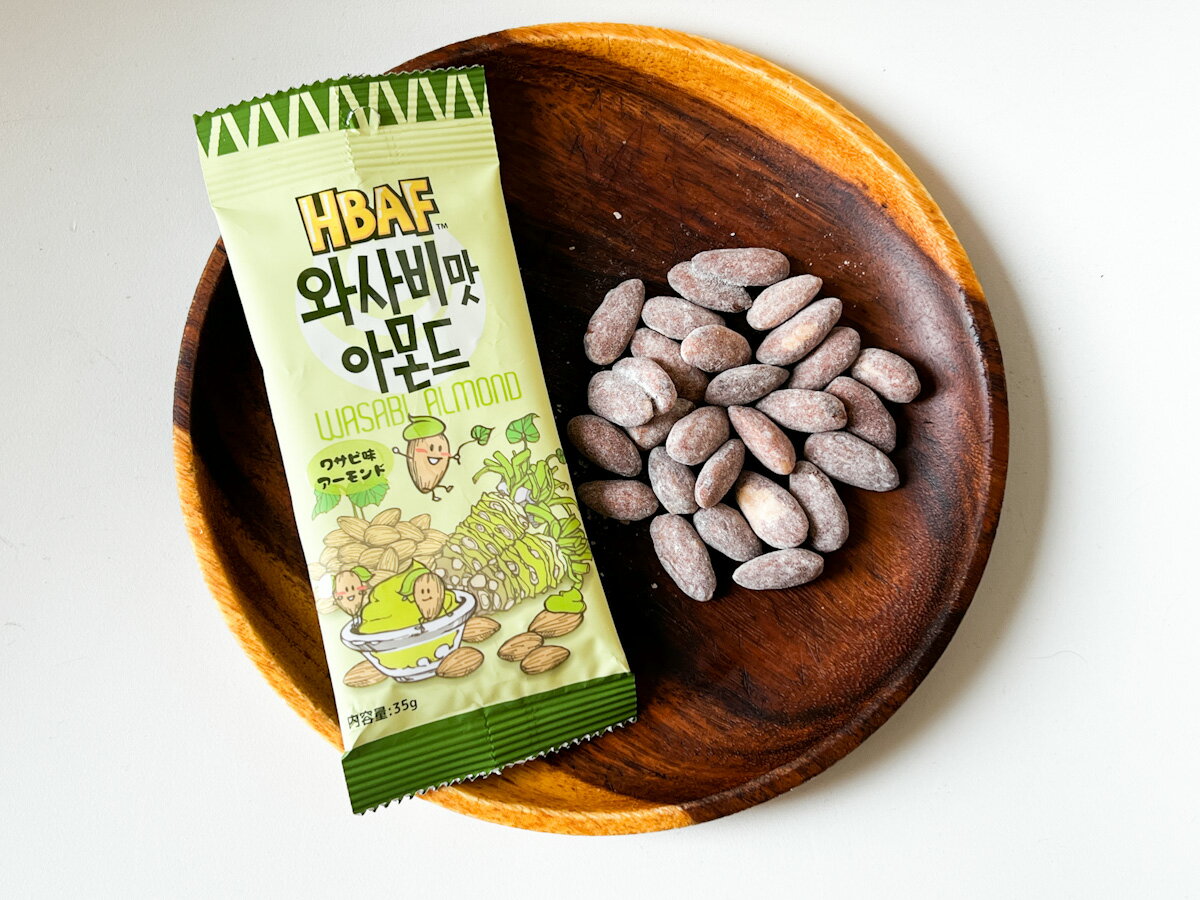 World NEXTのHBAF わさび味アーモンド 35g×12袋 Tom`s farm 韓国 送料無料｜アングル3