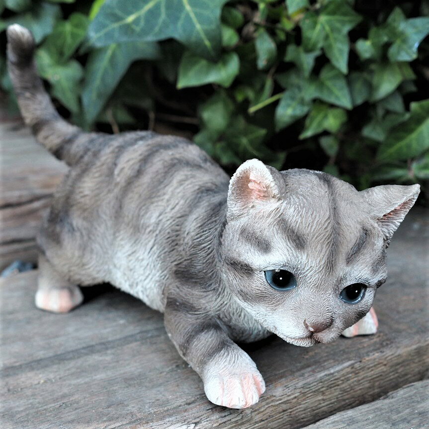 Rakuten - 猫の置物 興味津々の子猫 グレートラ 7378HT キャット ガーデンオブジェ CAT 動物 オーナメント ネコ 雑貨 ガーデン オブジェ ガーデニング インテリア マスコット アニマル リアル ディスプレィ ねこ グッズ ガーデン雑貨