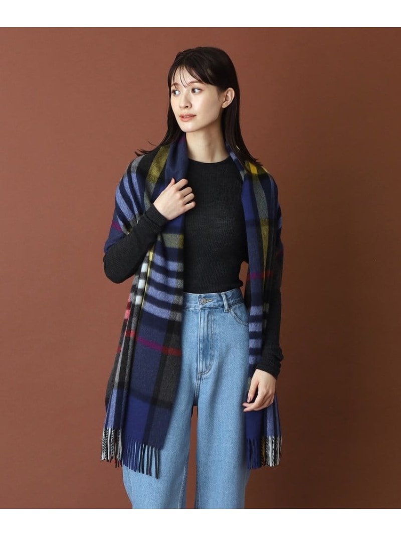 mq0422-01_5.jpg?_ex=400x537&s=