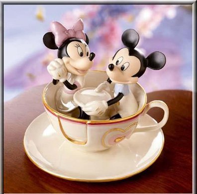 Rakuten - Lenox Disney Showcase Mickey's Teacup Twirl