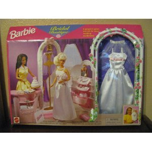 ワールドセレクトショップのBarbie Bridal Boutique Store Set with Wedding Dress play set｜アングル2