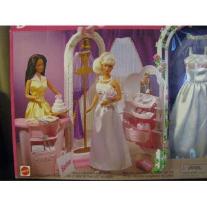 ワールドセレクトショップのBarbie Bridal Boutique Store Set with Wedding Dress play set｜アングル3