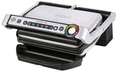 【商品名】GC702D　Indoor Electric Grill　屋内用　電気グリル　T-fal社　Silver 【カテゴリー】ホーム：T-FAL(ティファール)【商品詳細】 First electric indoor grill that cooks by adapting its grilling cycles to the thickness of the foods;6 automatic cooking programs for Burger, Poultry, Sandwich, Sausage, Red Meat and Fish;Easy monitoring of the cooking process with its preheating/ready indicator lights and audible beeps for rare, medium, and well-done;Frozen mode for turning frozen food into delicious grilled meals; do it yourself with the manual mode for cooking vegetables or personal recipes;Die-cast aluminum and removable nonstick plates for effortless food release and cleaning; dishwasher-safe drip tray and plates