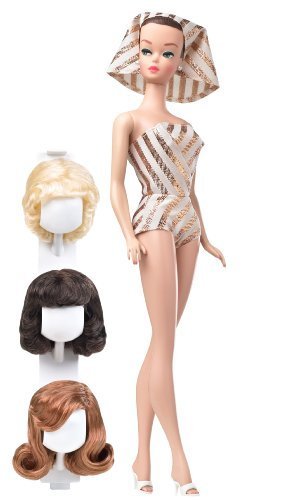 【商品名】Barbie Collector My Favorite Barbie - Barbie and Her Wig Wardrobe by Barbie 【カテゴリー】おもちゃ：きせかえ人形・ハウス【商品詳細】 Vintage 1963 My Favorite Barbie - Barbie and her Wig Wardrobe, Reproduction remains faithful to the original, Vintage Barbie in her classic golden and white strapless swimsuit, Includes 3 wigs on a wig stand, second '60s reproduction fashion, 3 collector cards, and collector booklet, A must have for all Barbie Collectors