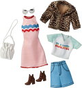 【商品名】Barbie バービーファッションシックパックBarbie Fashions Chic Pack【商品説明】・Barbie doll has the best fashions to put together a fabulous outfit for every occasion you can imagine! ・The clothing in this pack mixes trendy styles for fashion fun. ・A cool pink tank dress has graphic stripes on the bodice. ・A second outfit pairs a rainbow "rawr" t-shirt with blue shorts. ・Add edge to both looks with the leopard print jacket.