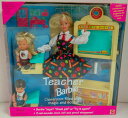 Barbie 生徒と一緒にマテル教師バービー人形教室ギフトセット第1版は1995 nibを思い出します! (ブロンド/ブロンド/ブルネット)